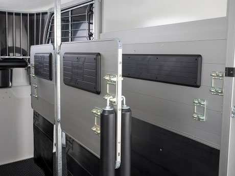 Ifor Williams horse box accessories partition and side wall padding